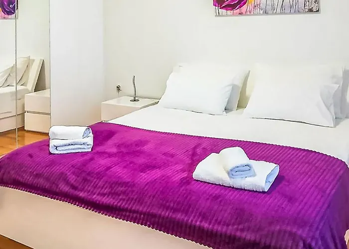 Elvira By Interhome *