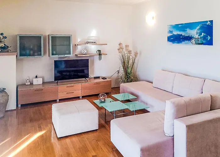 Apartamento Elvira By Interhome Ist